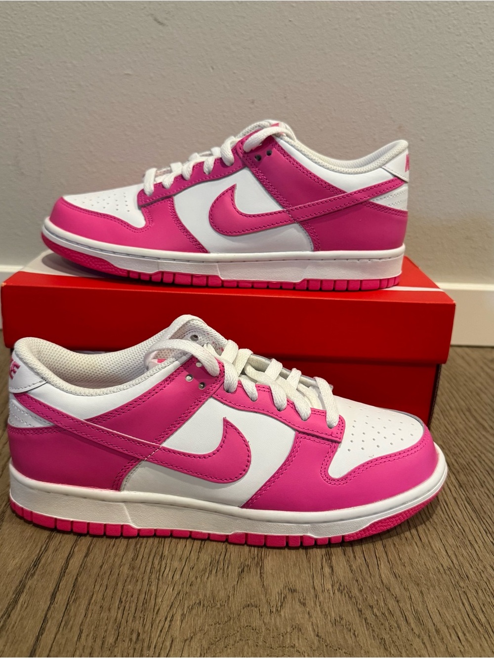 Nike Dunk Low Pink White